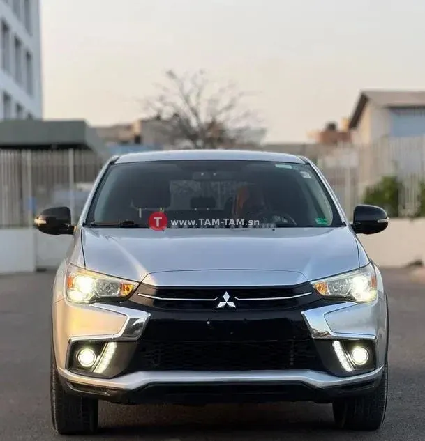 Mitsubishi Outlander sport Année : 2018
