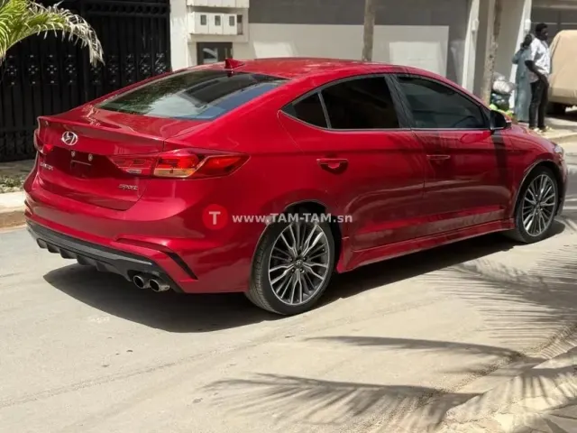 Elantra 2018