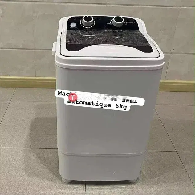 Machine à laver semi-automatique 6 kg compacte blanche