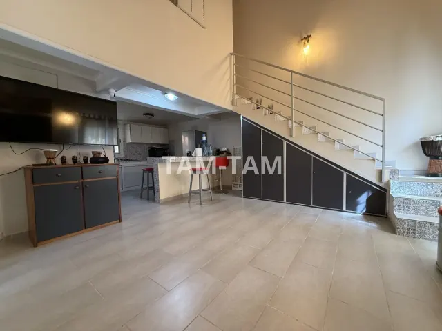 une charmante villa en titre foncier, dans une résidence sécurisée avec plage privée à  vendre, à Saly