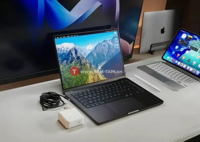 MacBook M5 Pro 16-inch 48/1To