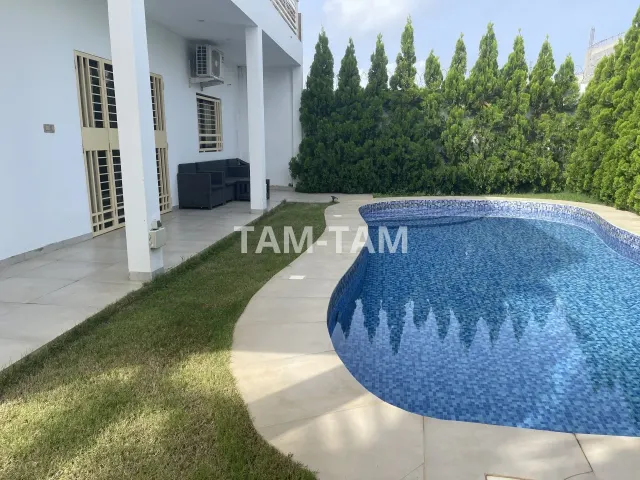 Villa de luxe à vendre à Saly — Proche du golf et de l’océan