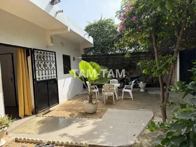 Villa à Restaurer à La Somone : Petit Budget, Grand Potentiel