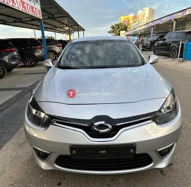 Renault Sm3 2019 essence full options