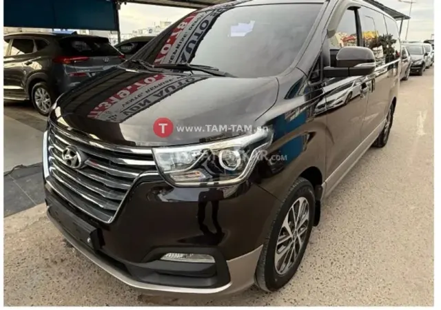 Hyundai Starex 9 places Exclusive 2019