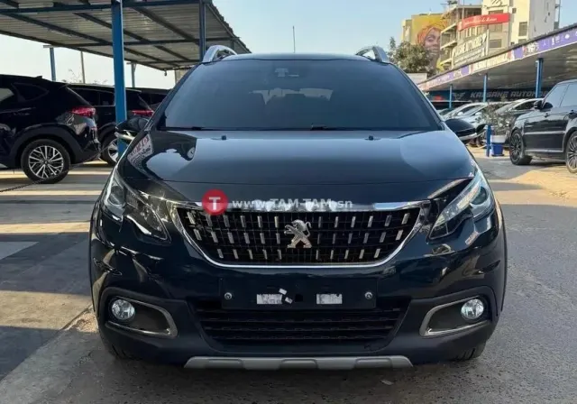 Peugeot 2008 diesel boîte auto 2017