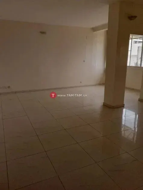 Appartement F4 Cité Africa Ouakam