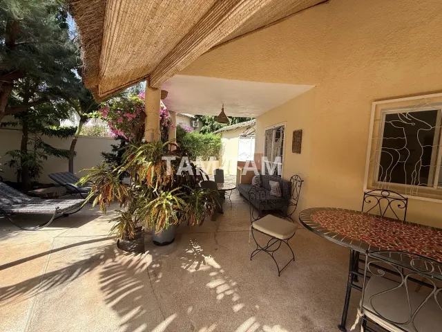 Belle villa afro contemporaine à saly  dans une résidence prisée