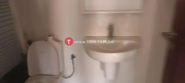 Appartement neuf lumineux avec grande baie vitrée