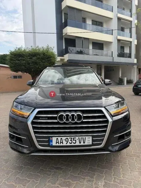 2018 Audi Q7 7 place