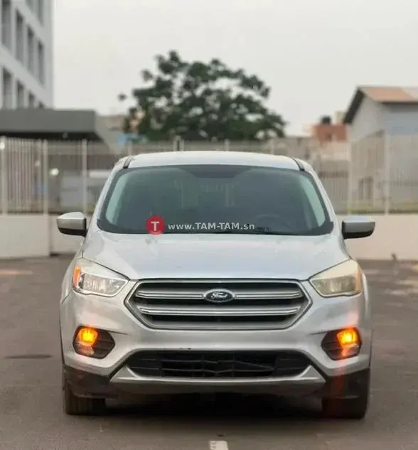 Ford Escape SUV automatique argent