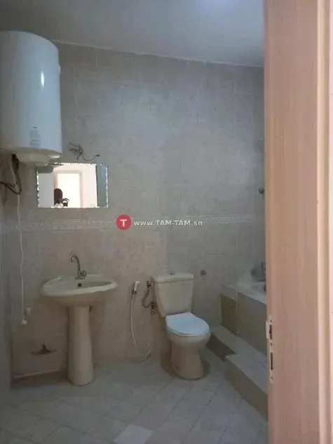 À LOUER au mamelle une villa R+1 Vu sur MER