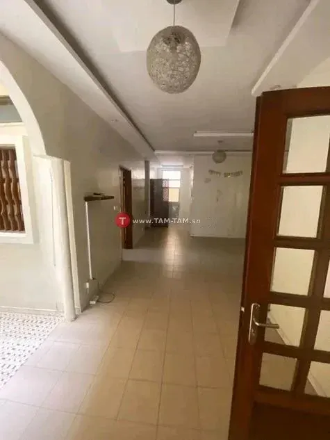 À louer un appartement de type F5 Mariste