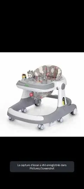 Youpala stable avec plateau d'activités intégré