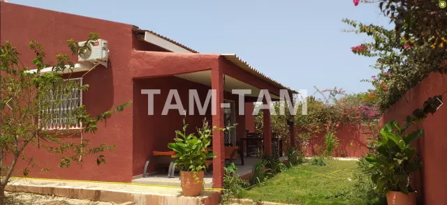 A VENDRE SALY : Villa meublée de 3 chambres sur terrain 365 m²