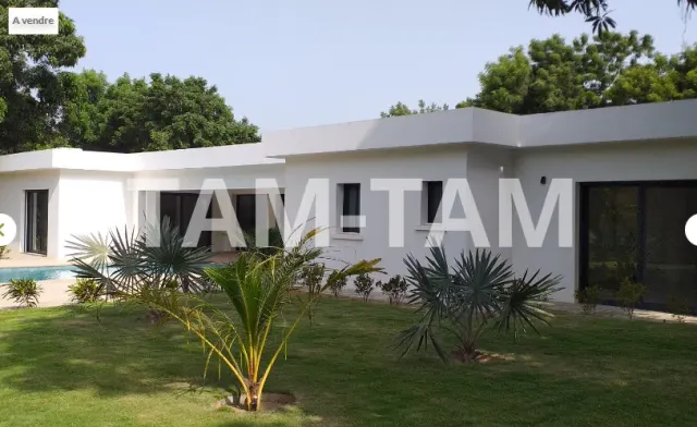 Villa neuve sur un terrain de 1889 m² à  vendre à NGUERIGNE