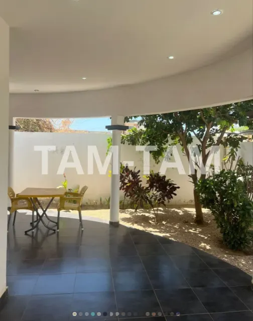 A vendre à la Somone  :  Villa de 140 m² habitables sur un terrain de 300 m²