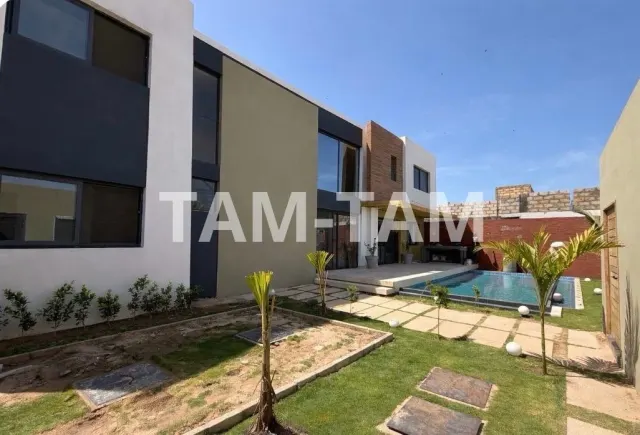 Villa neuve de 215 m² habitable à vendre à NGUERIGNE