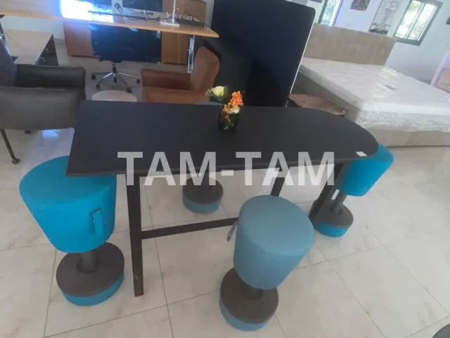 Table de Réunion Haute + 4 Tabourets Ergonomiques